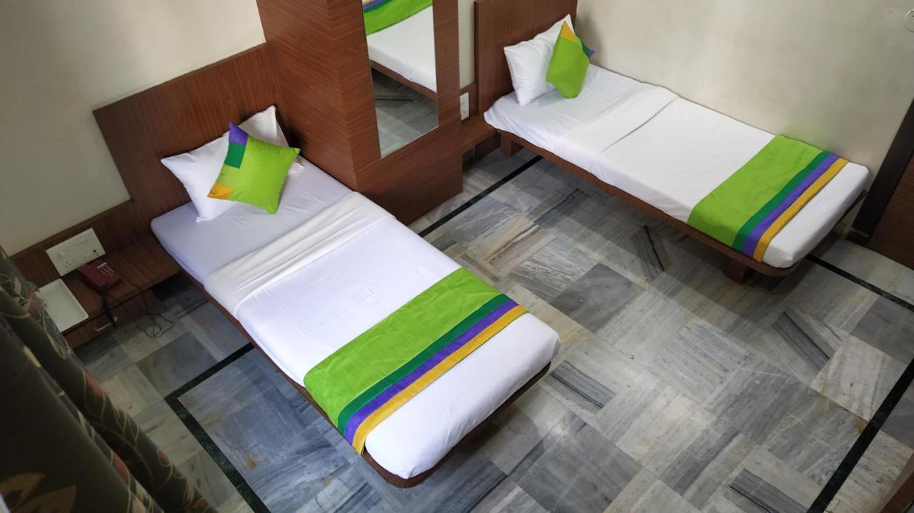 City Palace Hotel होटल सिटी पैलेस Nashik Exterior foto
