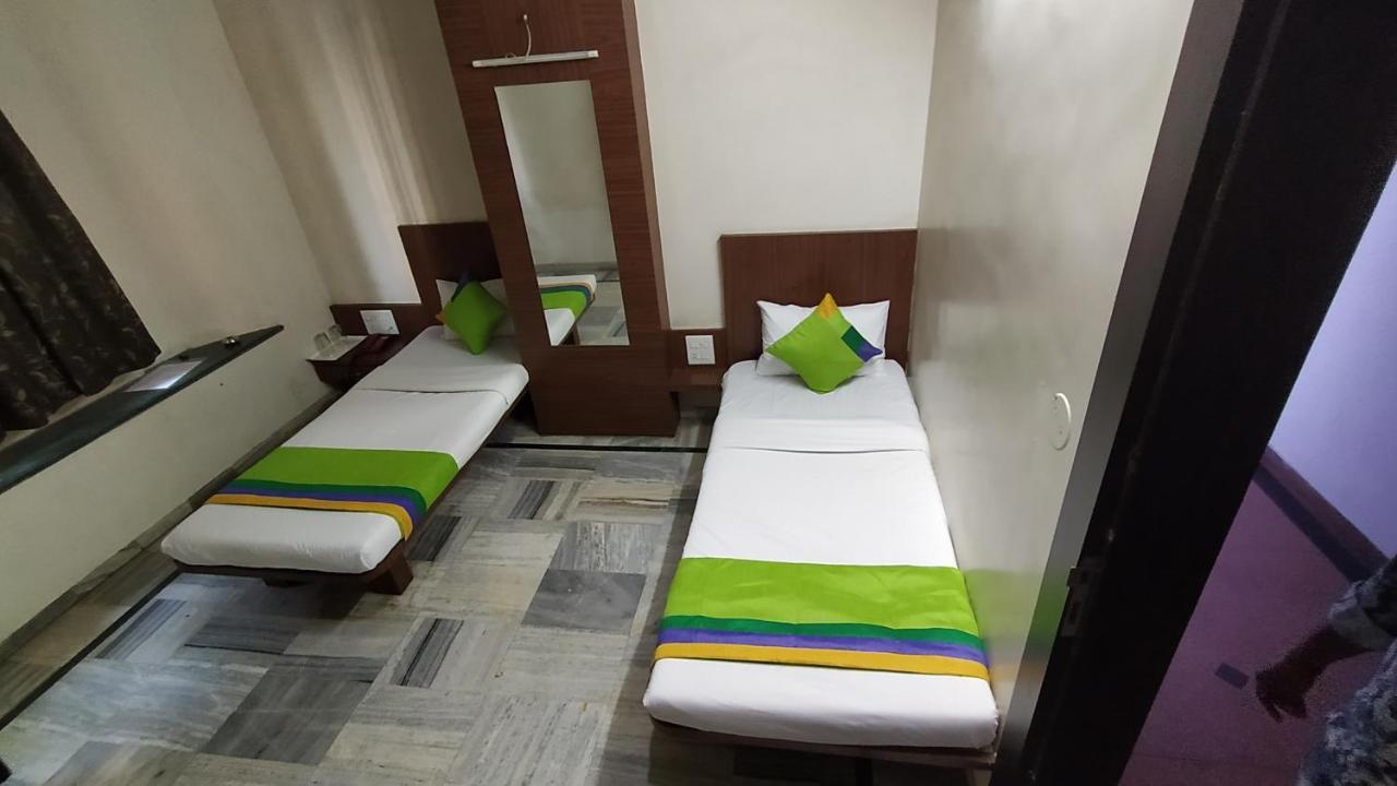 City Palace Hotel होटल सिटी पैलेस Nashik Exterior foto